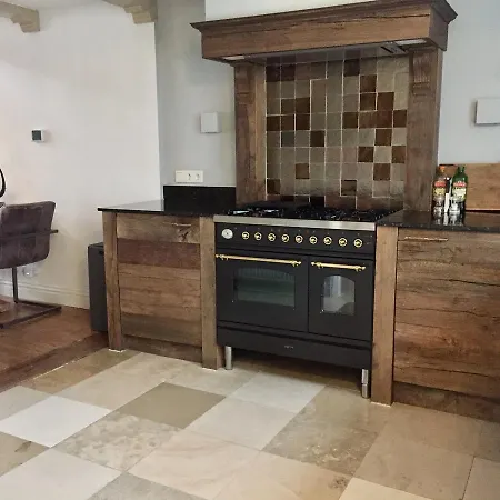 Keysers Huys Anno 1625 Apartmán *